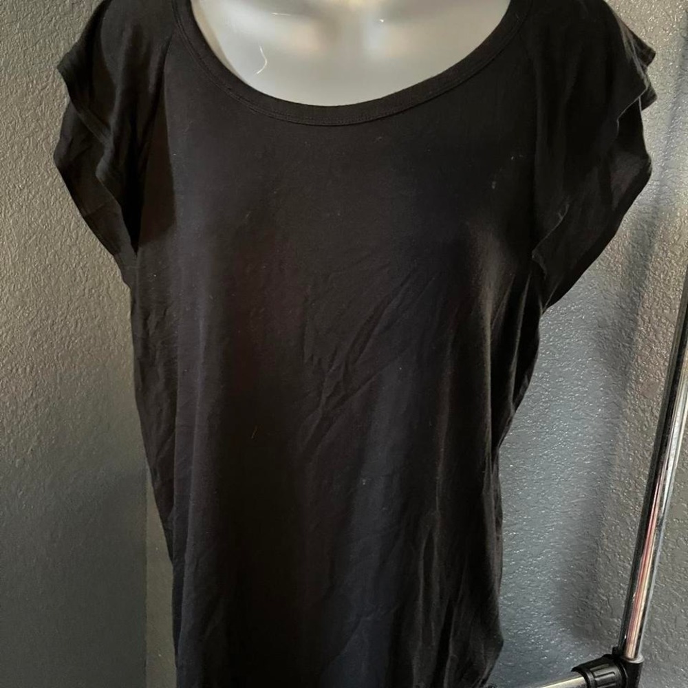 Flowy Ruffle Sleeve Gap Top
